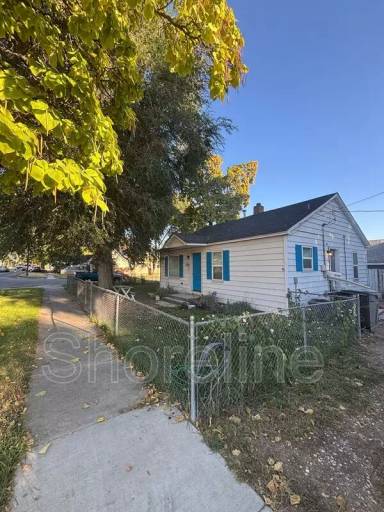 Main picture of 2104 2nd St S