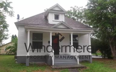 Main picture of 943 S 3rd Ave