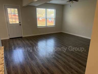 Main picture of 46 Christian Ct