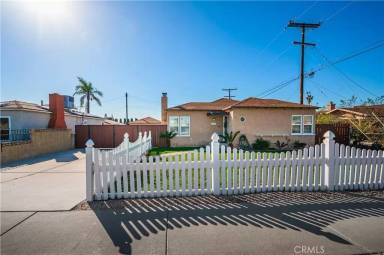 Main picture of 17205 Miller Ave