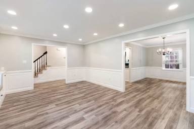 Main picture of 412 Peachtree Ln