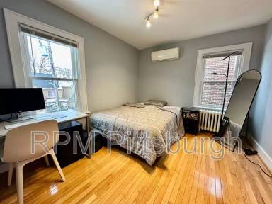 Main picture of 6526 Rosemoor St