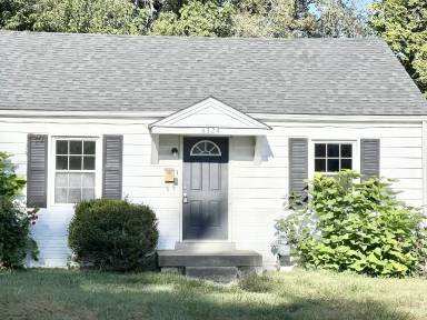 Main picture of 4324 S 1st St