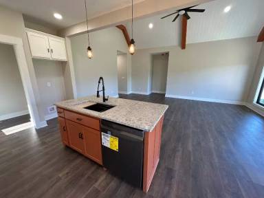 Main picture of 1184 County House Ln