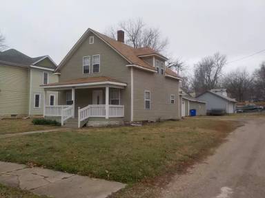 Main picture of 418 S Adams St