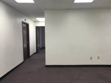 Main picture of 1900 N MacArthur Blvd