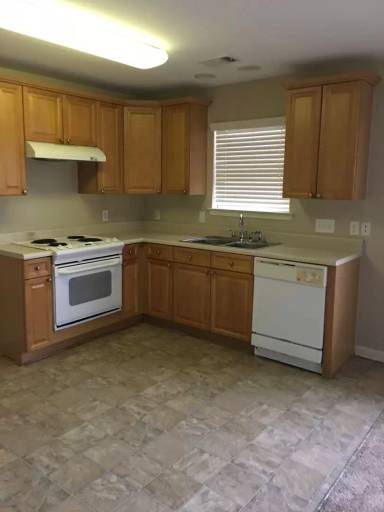 Main picture of 428 Park Lake Dr