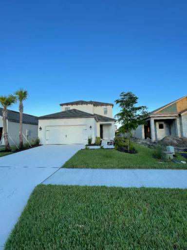 Main picture of 15293 Shady Palms Ln