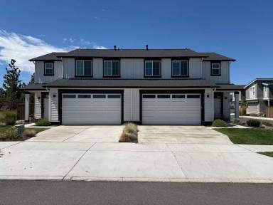Main picture of 2394 NE Victor Pl
