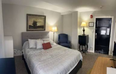 Main picture of 123 N Broad St