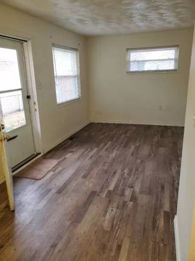 Main picture of 623 Willow St