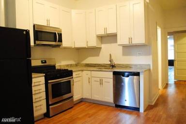 Main picture of 2109 N Kenmore Ave