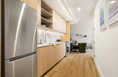 Main picture of 20 Rockwell Pl
