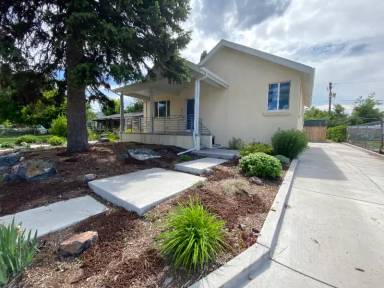Main picture of 63 Lowell Blvd