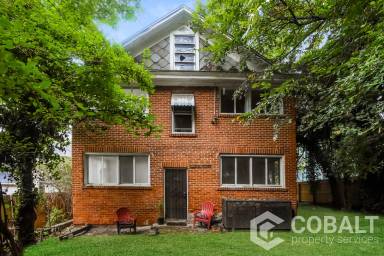 Main picture of 1480 S Gordon St SW