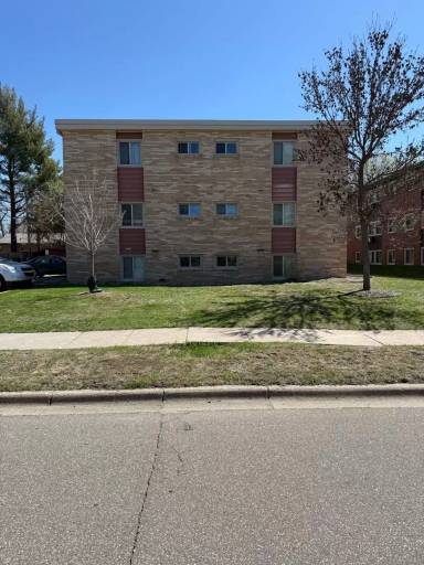 Main picture of 6429 Pleasant Ave