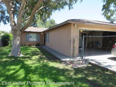 Main picture of 7441 Victoria Ave