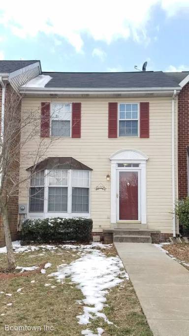 Main picture of 8020 Waterview Ct