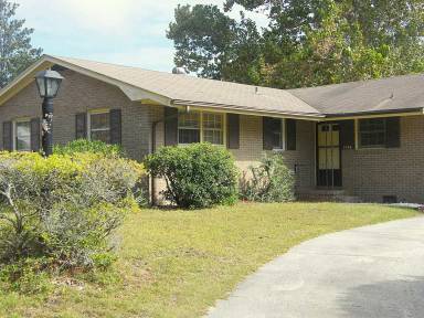 Main picture of 1068 Honeysuckle Ln