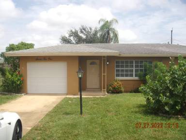 Main picture of 733 Sesame Ct