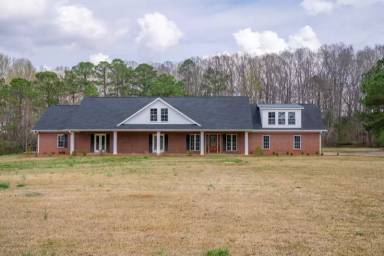 Main picture of 334 Stonegables Ct