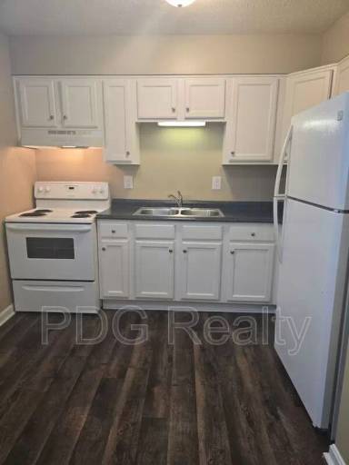 Main picture of 2005 Terril Ln