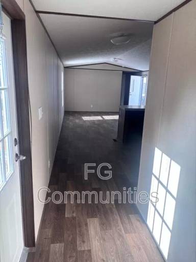 Main picture of 4335 Dunn St