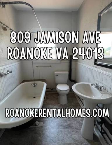 Main picture of 809 Jamison Ave SE