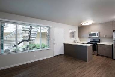 Main picture of 2600 Kremeyer Cir
