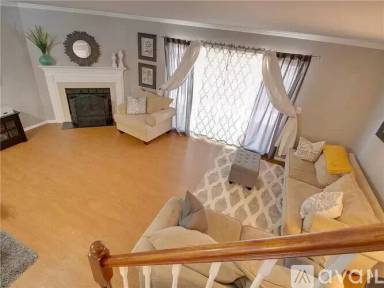 Main picture of 403 Cheshire Ct