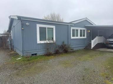 Main picture of 1904 N 32nd Pl