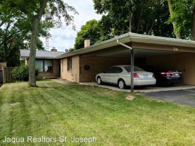 Main picture of 306 Wallace Ave