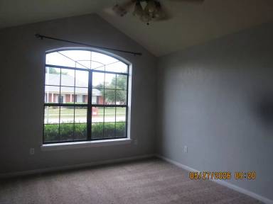 Main picture of 3119 NE Mayflower Ave