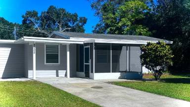 Main picture of 8002 Miramar Ave