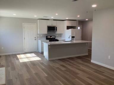 Main picture of 7455 Baltic St