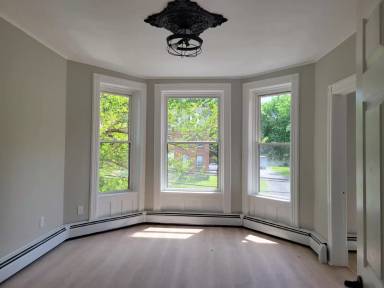 Main picture of 1609 Highland Ave