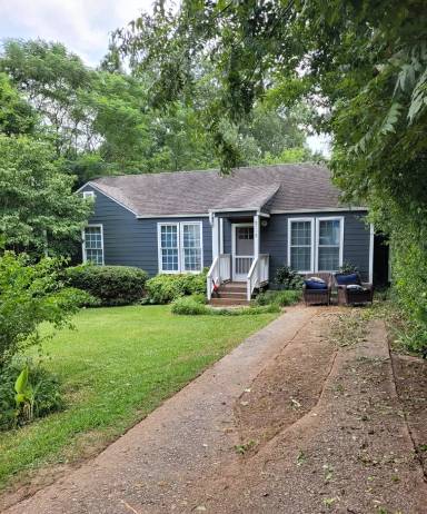 Main picture of 2112 Pelham Rd