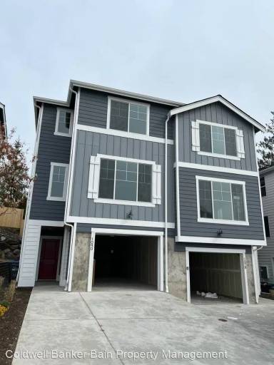 Main picture of 1078 NW Dragonstone St