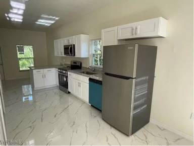 Main picture of 13049 Apache Dr