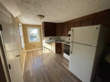 Main picture of 80 Terryville Ave