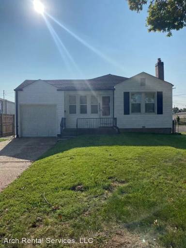 Main picture of 8642 Shoss Ave
