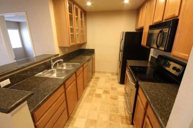 Main picture of 7150 Shoreline Dr