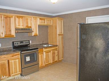 Main picture of 415 W Hannah St