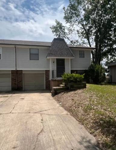 Main picture of 17305 E 48th Street Ct S