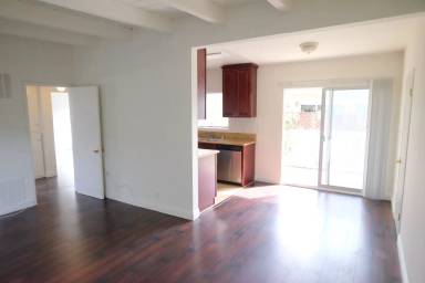 Main picture of 1725 Centinela Ave