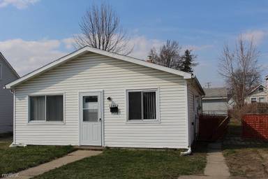 Main picture of 12459 Sidonie Ave