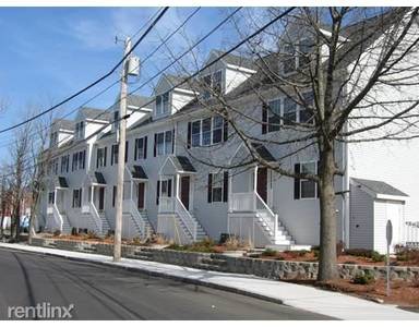Main picture of 105 Myrtle St