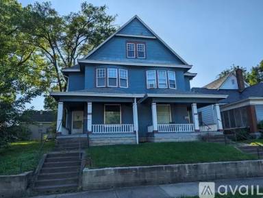 Main picture of 831 S 8th St