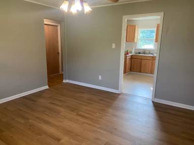 Main picture of 762 Cheraw Rd