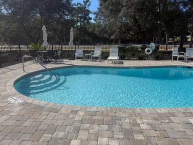 Main picture of 2879 Leahs Ln